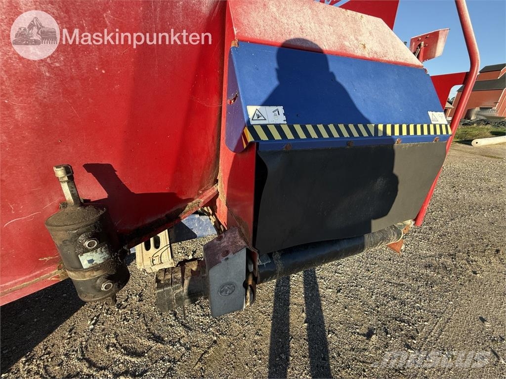 Taarup KDM 28D Voedermachines