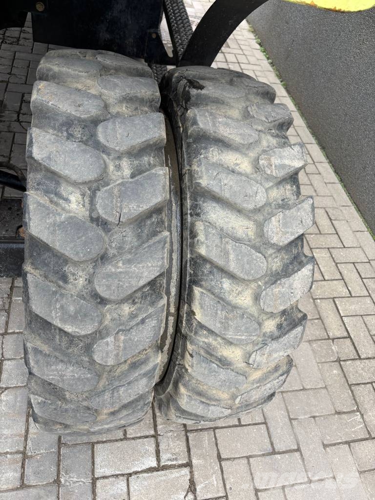 CAT M 320 F Ratasekskavaatorid