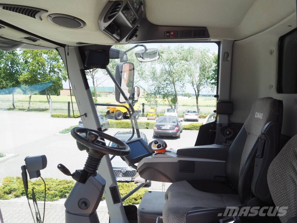 CLAAS Lexio 740 4x4 V680 / V770 Зернозбиральні комбайни