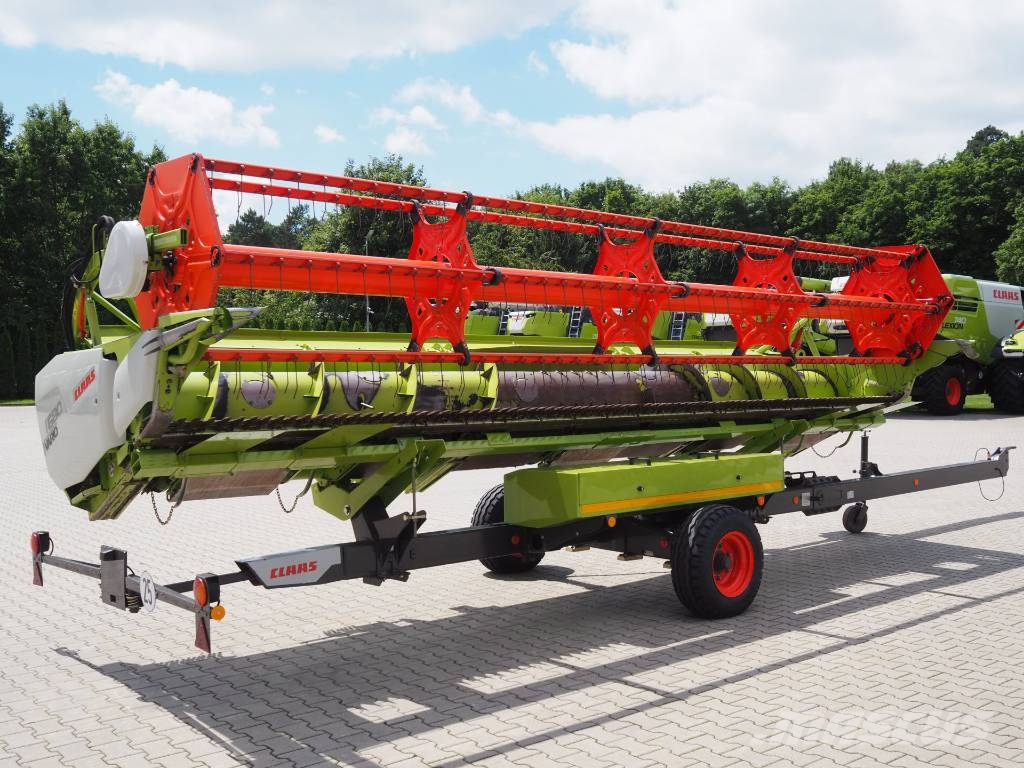 CLAAS Lexio 740 4x4 V680 / V770 Зернозбиральні комбайни