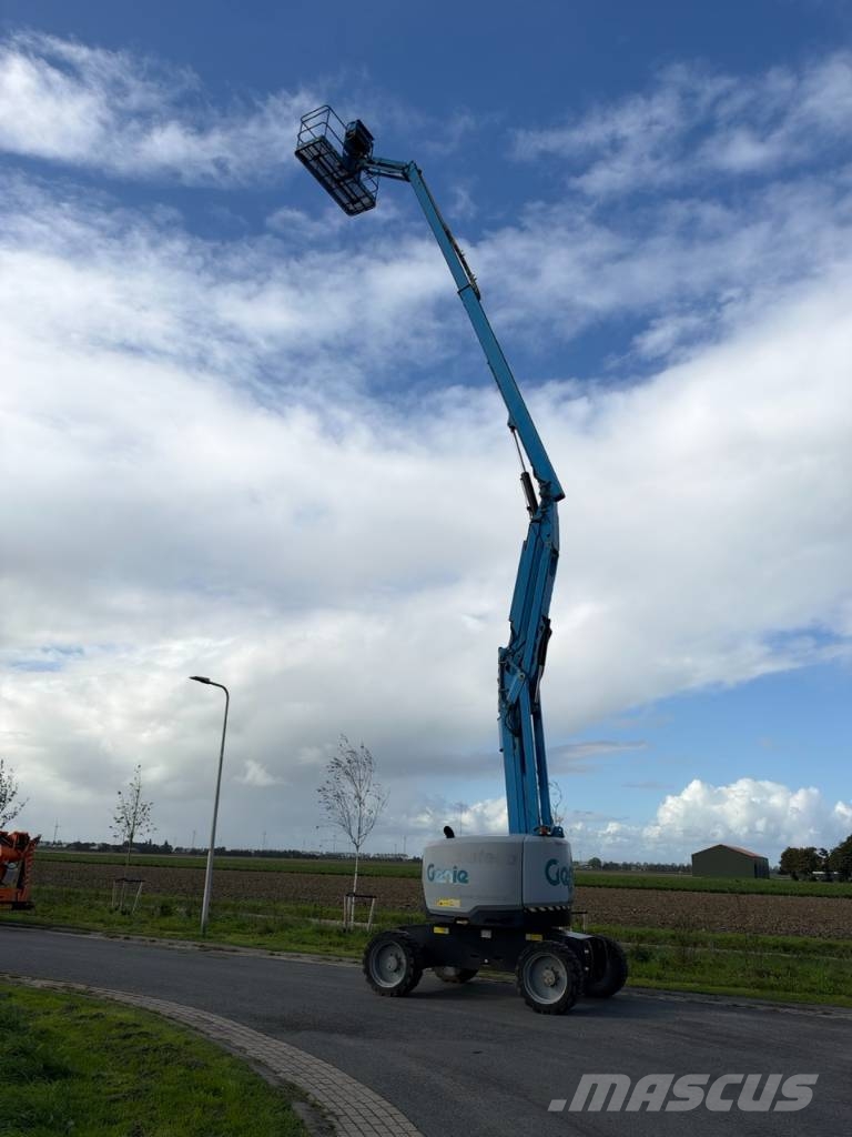 Genie Z62/40 Knikarm hooogwerker 21 meter Knikarmhoogwerkers