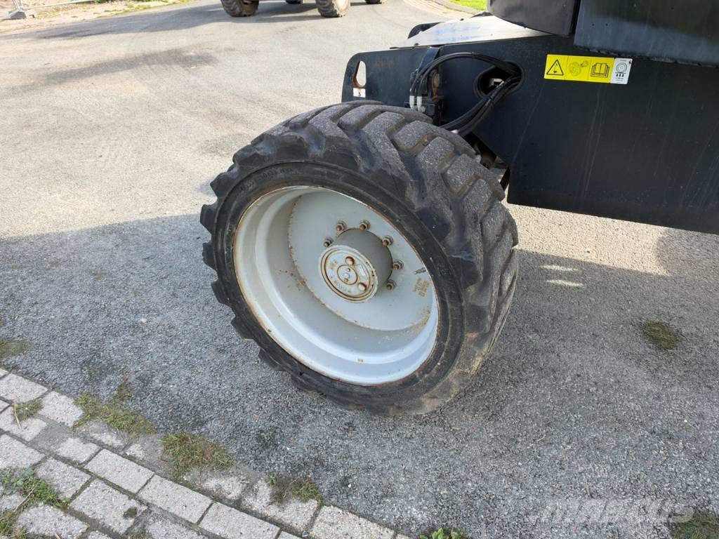 Genie Z62/40 Knikarm hooogwerker 21 meter Knikarmhoogwerkers