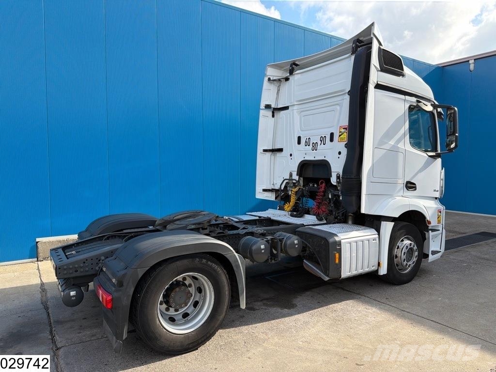 Mercedes-Benz Actros 1845 EURO 6 Vetopöytäautot