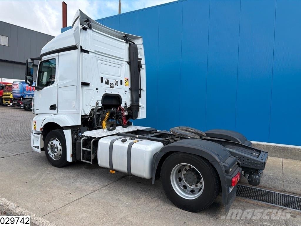 Mercedes-Benz Actros 1845 EURO 6 Vetopöytäautot