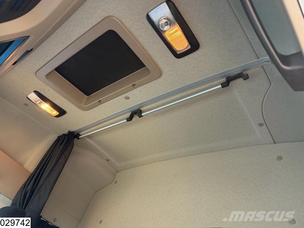 Mercedes-Benz Actros 1845 EURO 6 Vetopöytäautot