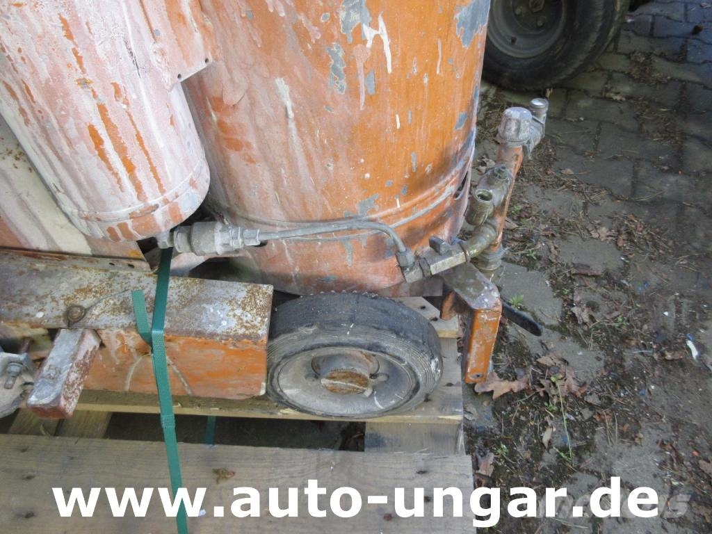 Hofmann H8 Roadmarking Machine Bj. 1995 Ersatzteilträger S Ostatní