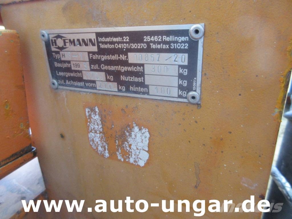 Hofmann H8 Roadmarking Machine Bj. 1995 Ersatzteilträger S Ostatní