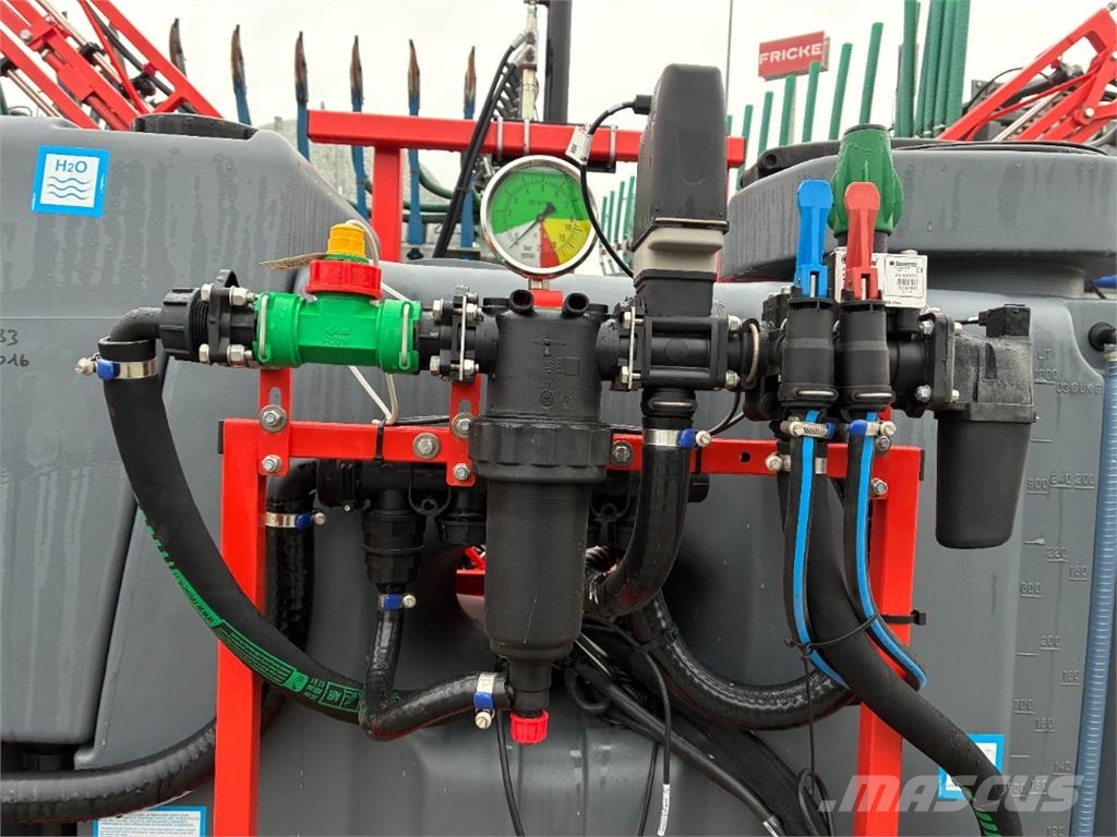 Maschio Teko 1000 牽引型スプレイヤー