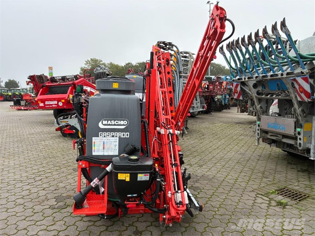 Maschio Teko 1000 牽引型スプレイヤー