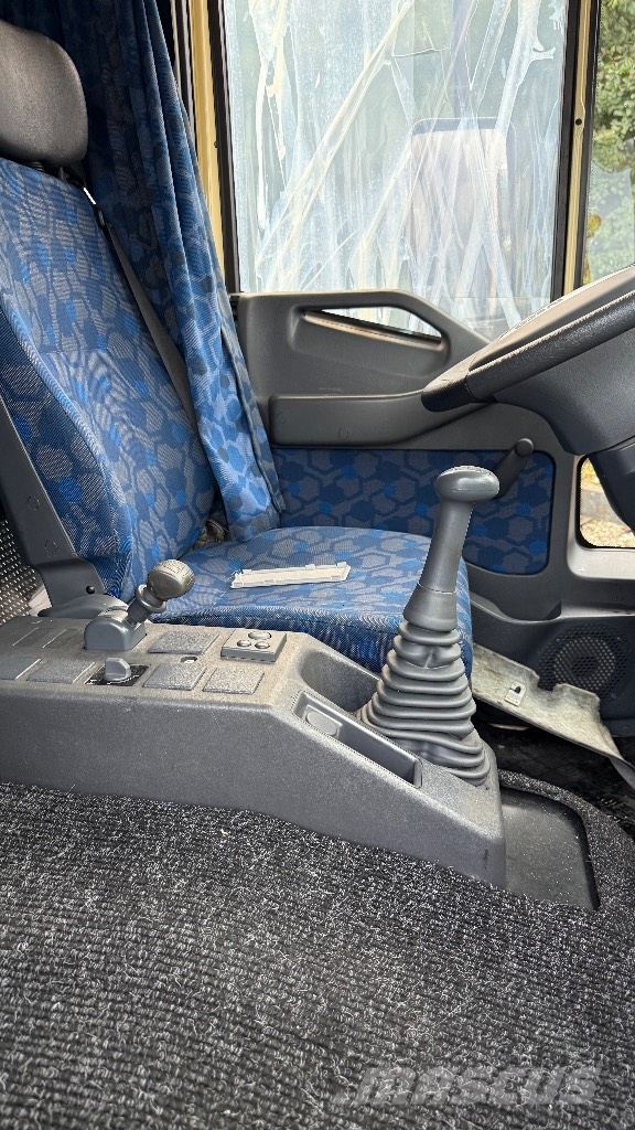 Iveco ML10 平板式/側卸式卡車