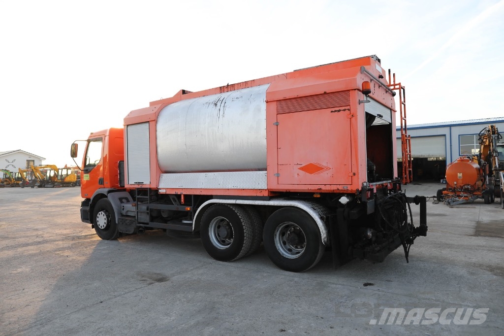 Renault Strassmayr SBS 8000 TH 水車