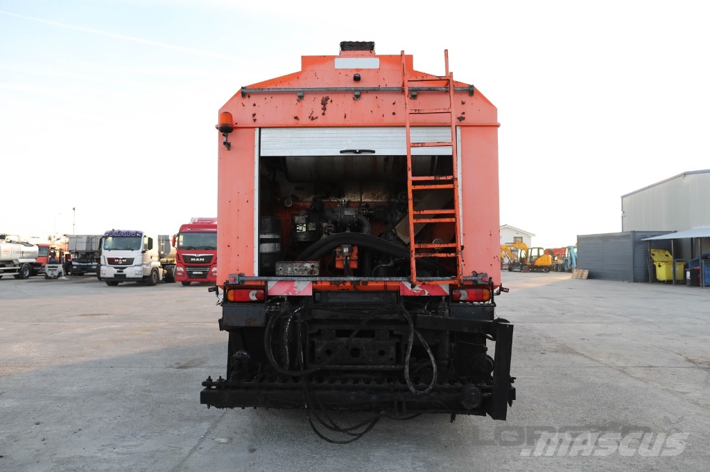 Renault Strassmayr SBS 8000 TH 水車