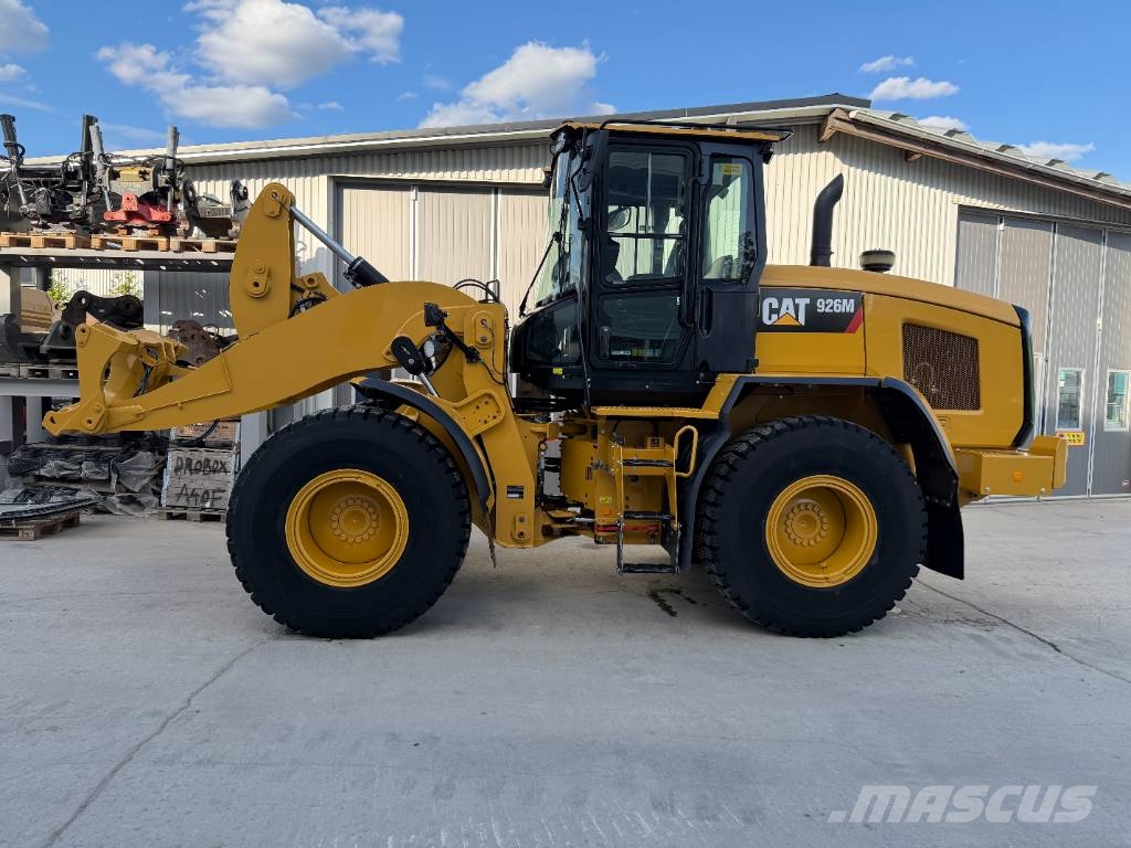 CAT 926M Rataslaadurid