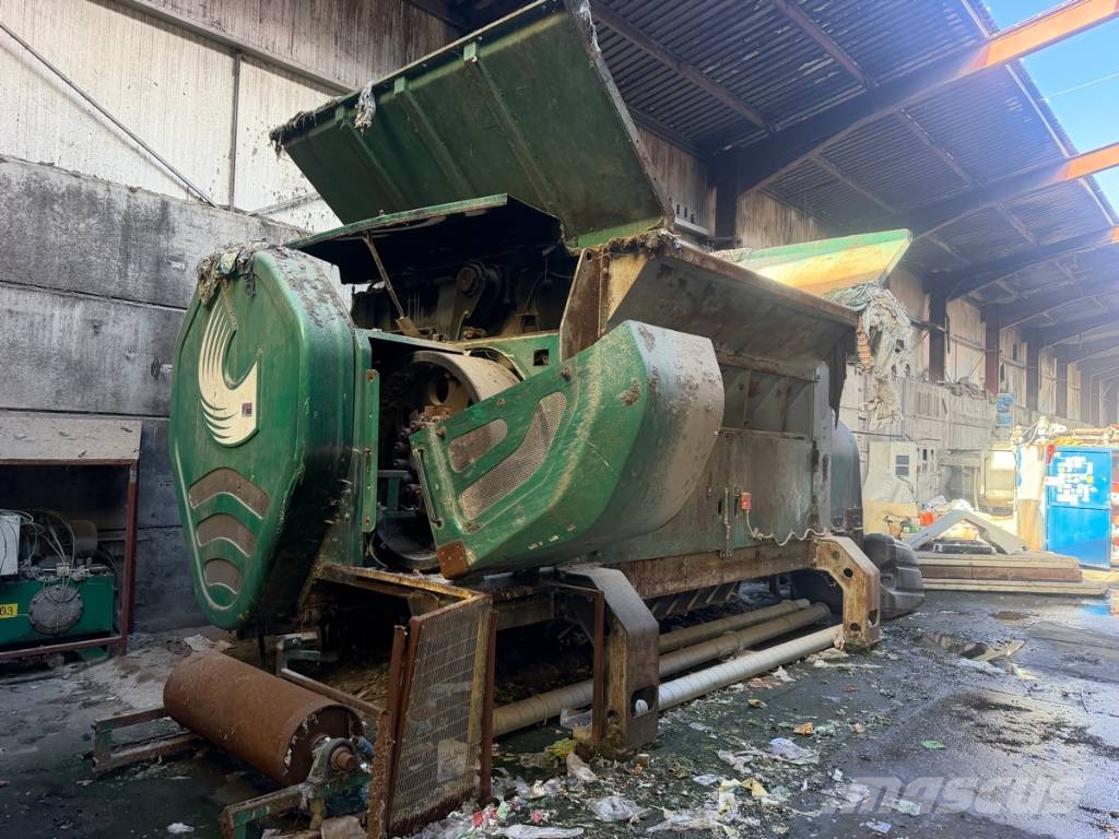 Lindner Jupiter 3200 Irat megsemmisítők