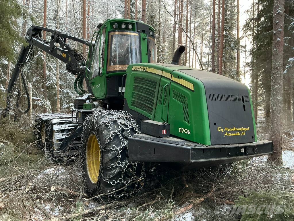 John Deere 1170 E Harvesteri