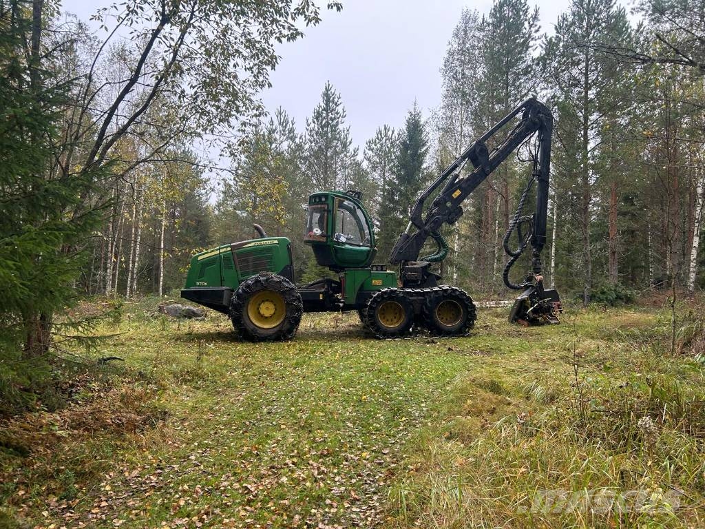 John Deere 1170 E Harvesteri