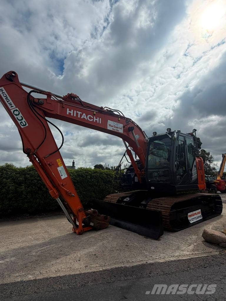 Hitachi ZX 135 US-6 Excavadoras sobre orugas