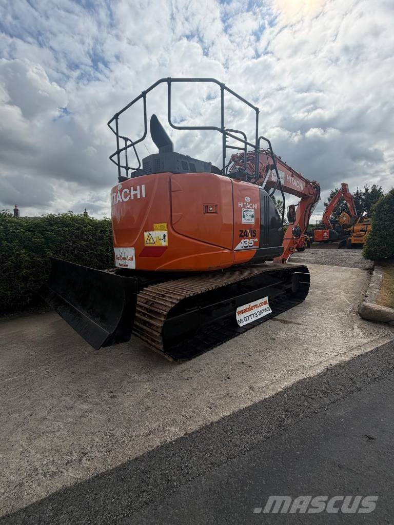 Hitachi ZX 135 US-6 Excavadoras sobre orugas