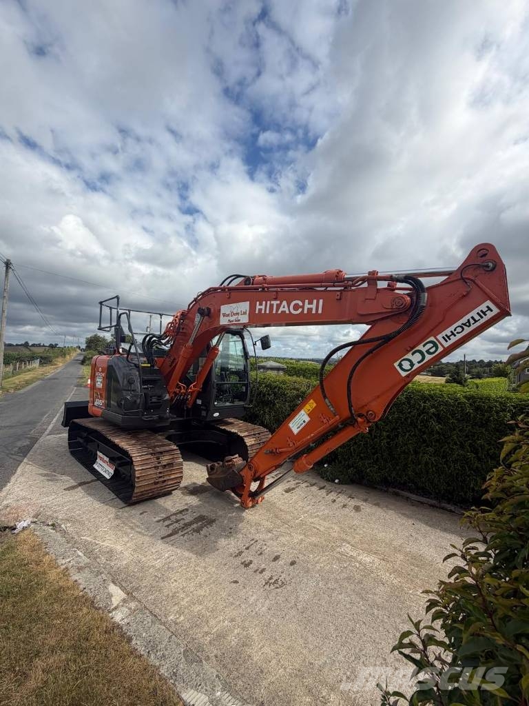 Hitachi ZX 135 US-6 Excavadoras sobre orugas
