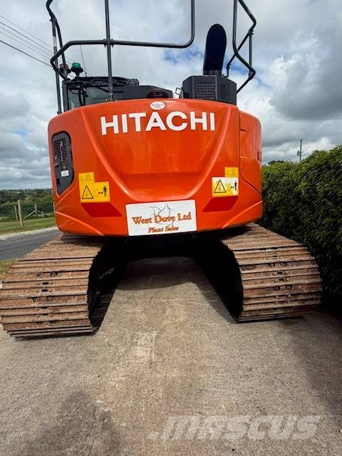 Hitachi ZX 135 US-6 Excavadoras sobre orugas
