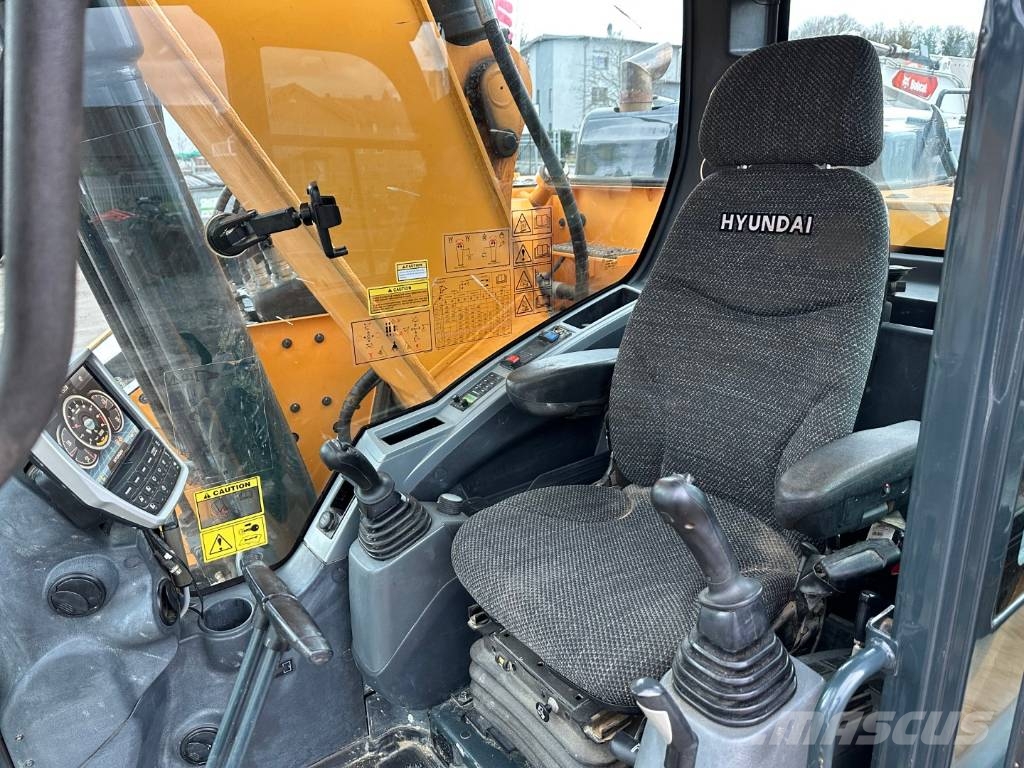 Hyundai HX 235 LCR Kettenbagger / AC / 87.500 EUR Гусеничні екскаватори