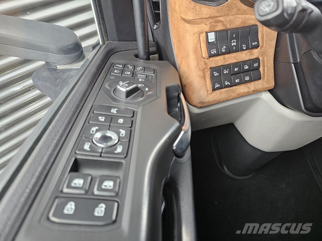 Scania R580 / V8 / FULL AIR / 6X2 / RETARDER / BOOGIE Седельные тягачи