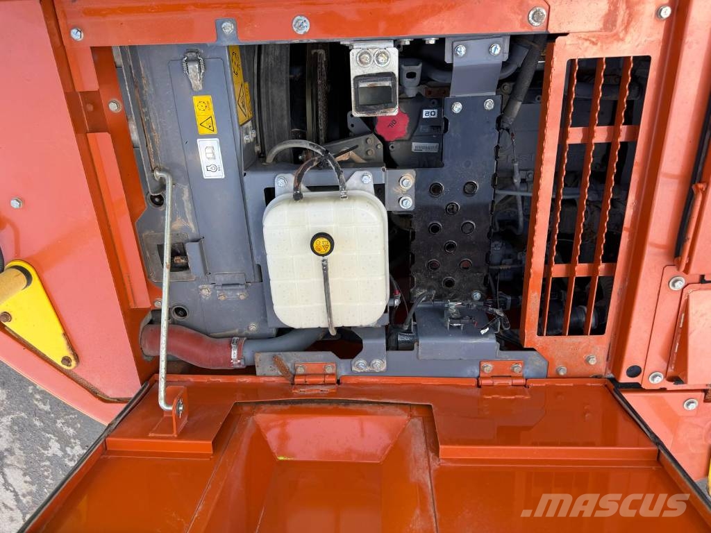 Hitachi ZX225USLC-7 Raupenbagger