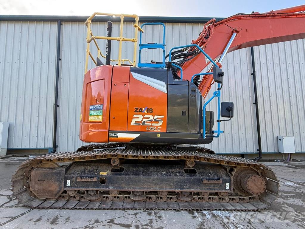 Hitachi ZX225USLC-7 Raupenbagger