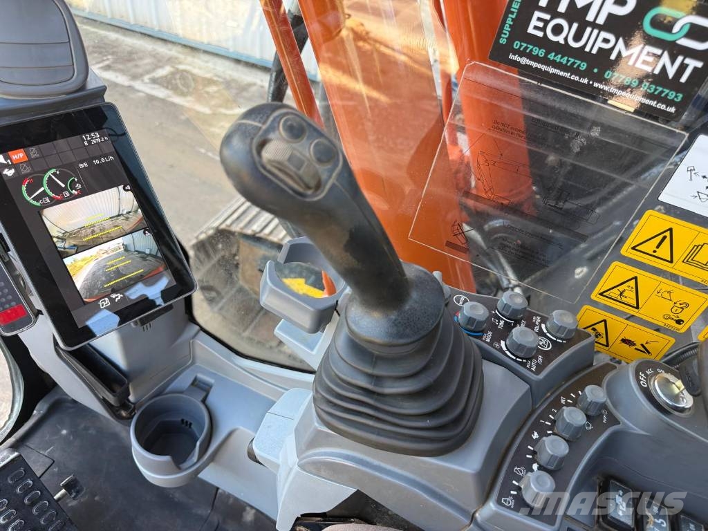 Hitachi ZX225USLC-7 Raupenbagger
