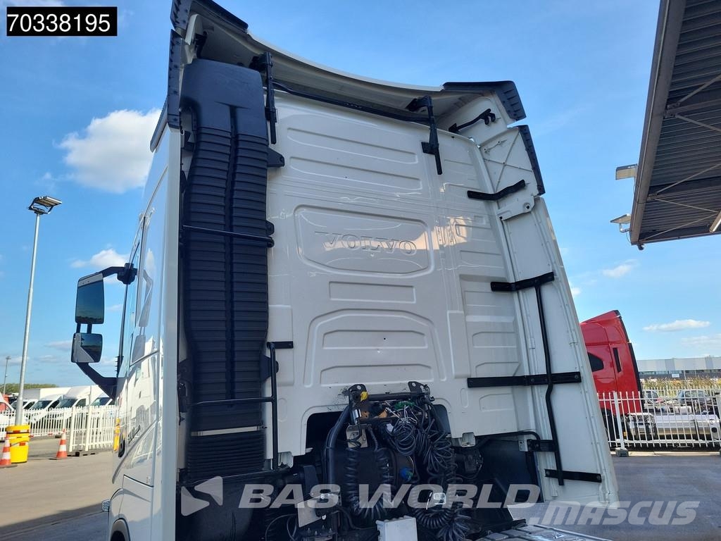 Volvo FH 500 4X2 NL-Truck APK I-ParkCool 2x Tanks Vilcēji
