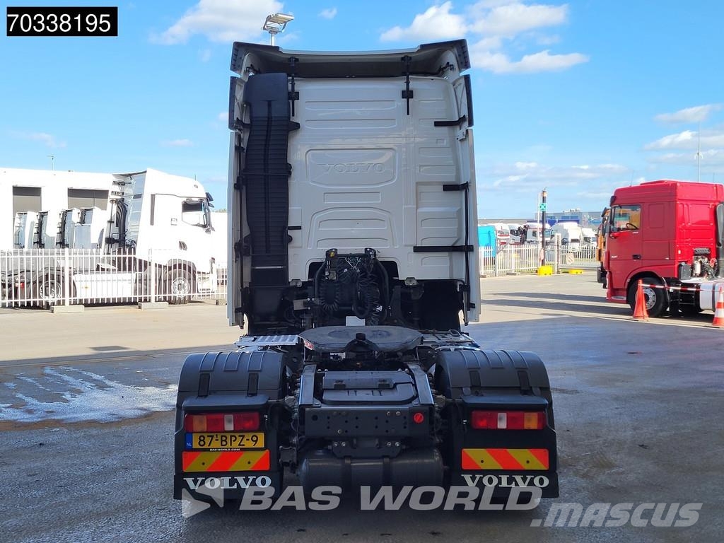 Volvo FH 500 4X2 NL-Truck APK I-ParkCool 2x Tanks Vilcēji