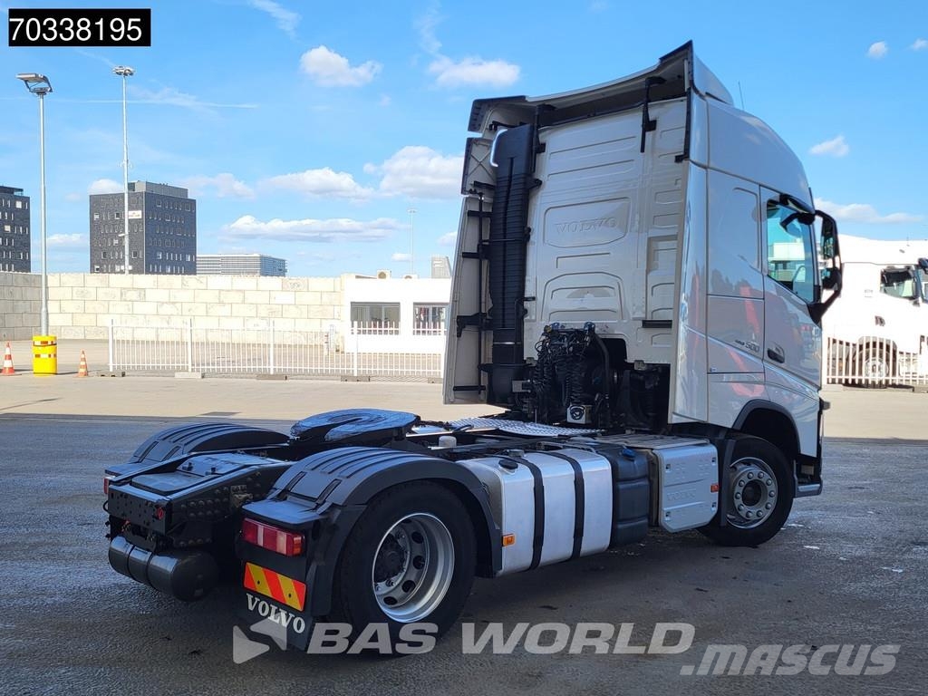 Volvo FH 500 4X2 NL-Truck APK I-ParkCool 2x Tanks 曳引機組件