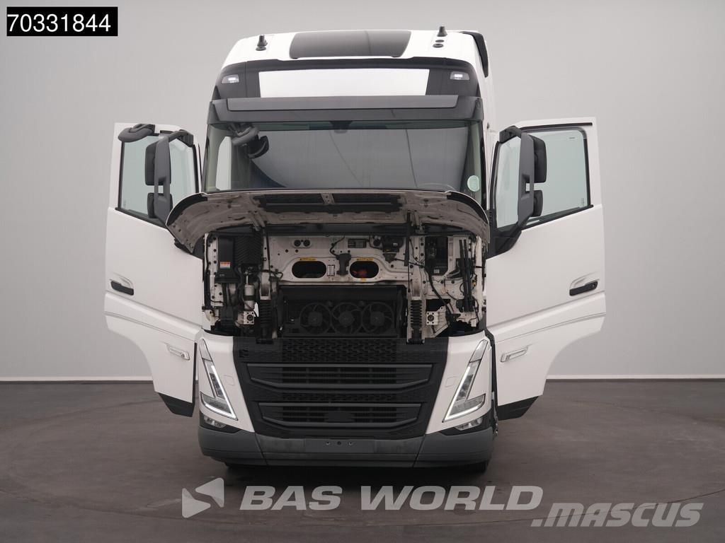 Volvo FH 500 4X2 XL 2x Tanks I-ParkCool ACC APK 05-2027 Sattelzugmaschinen