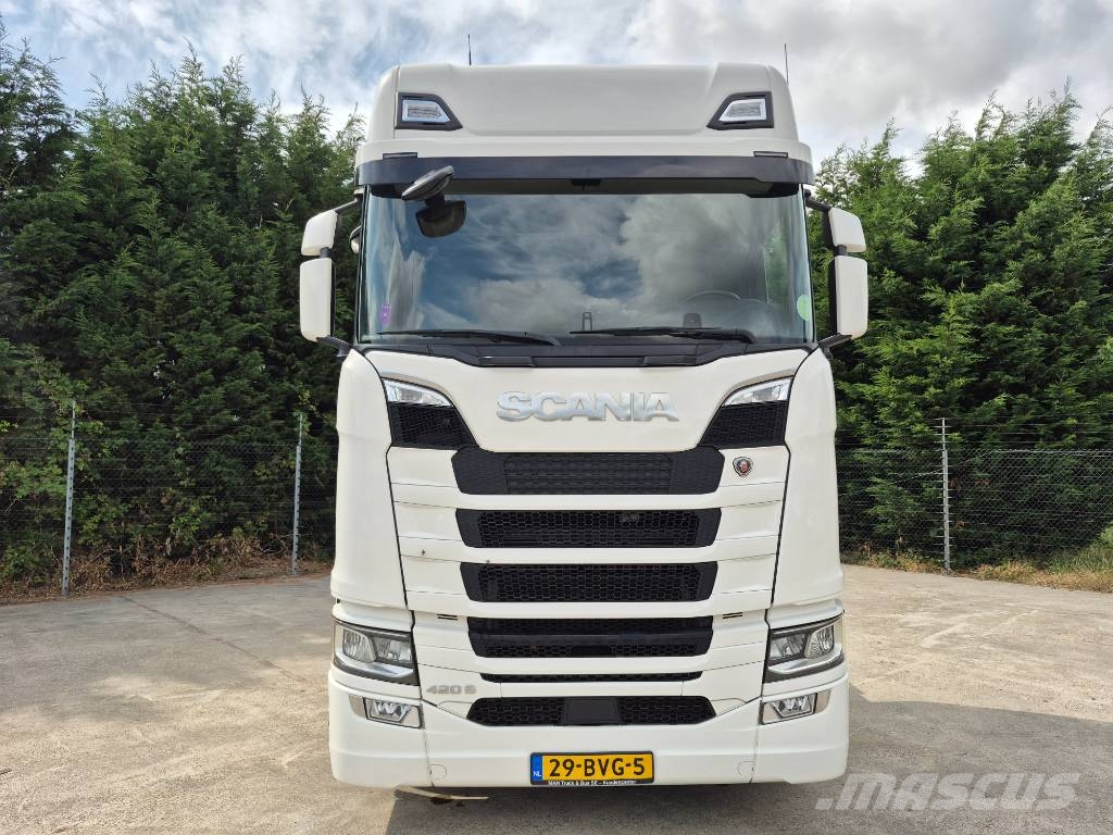 Scania S 420 ADR Trekker Cabezas tractoras