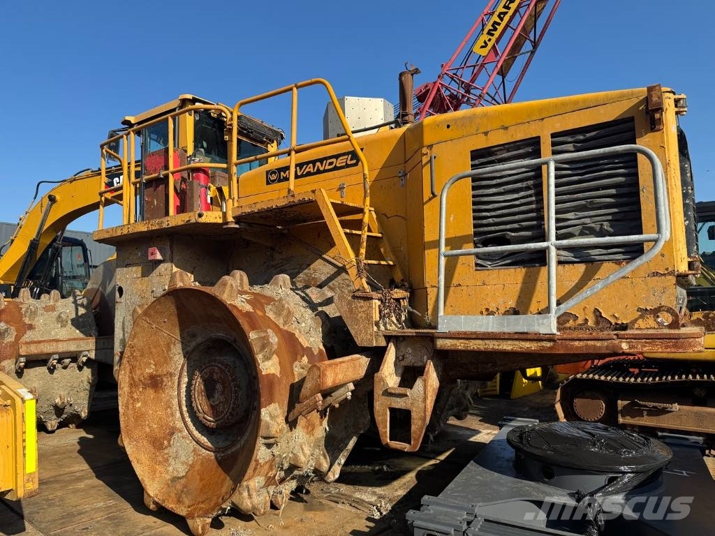 Vandel 550-4 ( VOLVO L350H cat 836 ) Kaatopaikkajyrät