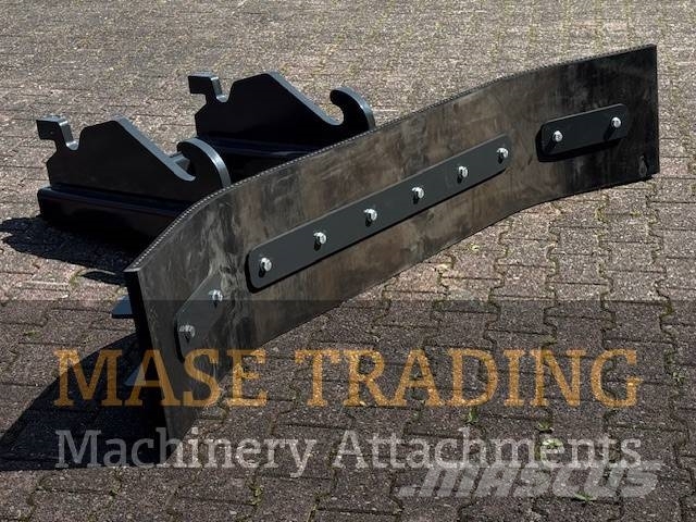 Mase Rubberschuif | Modderschuif | CW30 | Lepelinsteek Бульдозерные отвалы