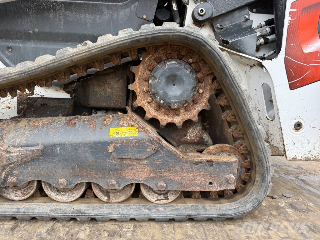 Bobcat T64 - Two-Speed Compact Track Loader Skid steer mini utovarivači