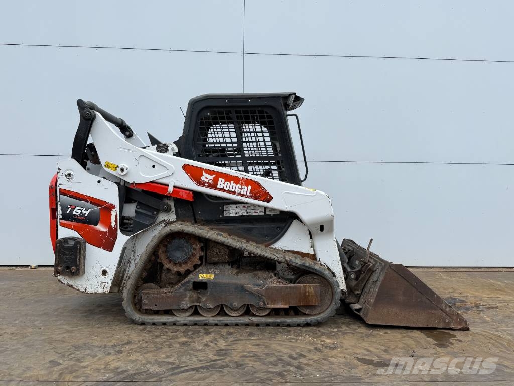 Bobcat T64 - Two-Speed Compact Track Loader Skid steer mini utovarivači