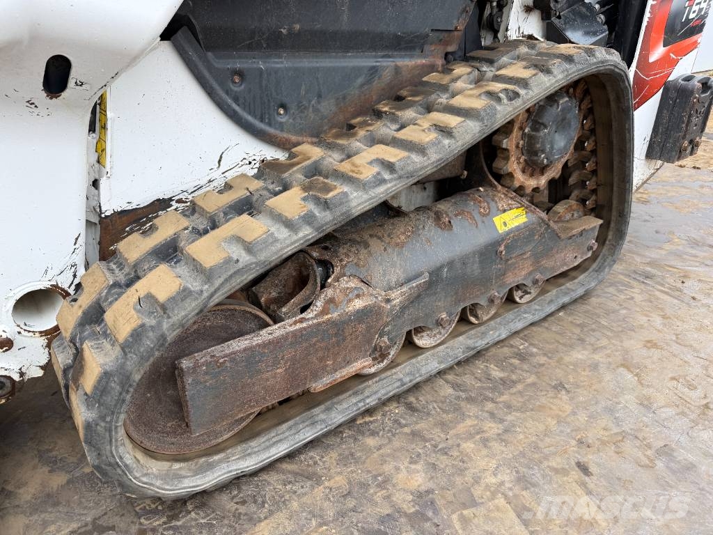 Bobcat T64 - Two-Speed Compact Track Loader Skid steer mini utovarivači