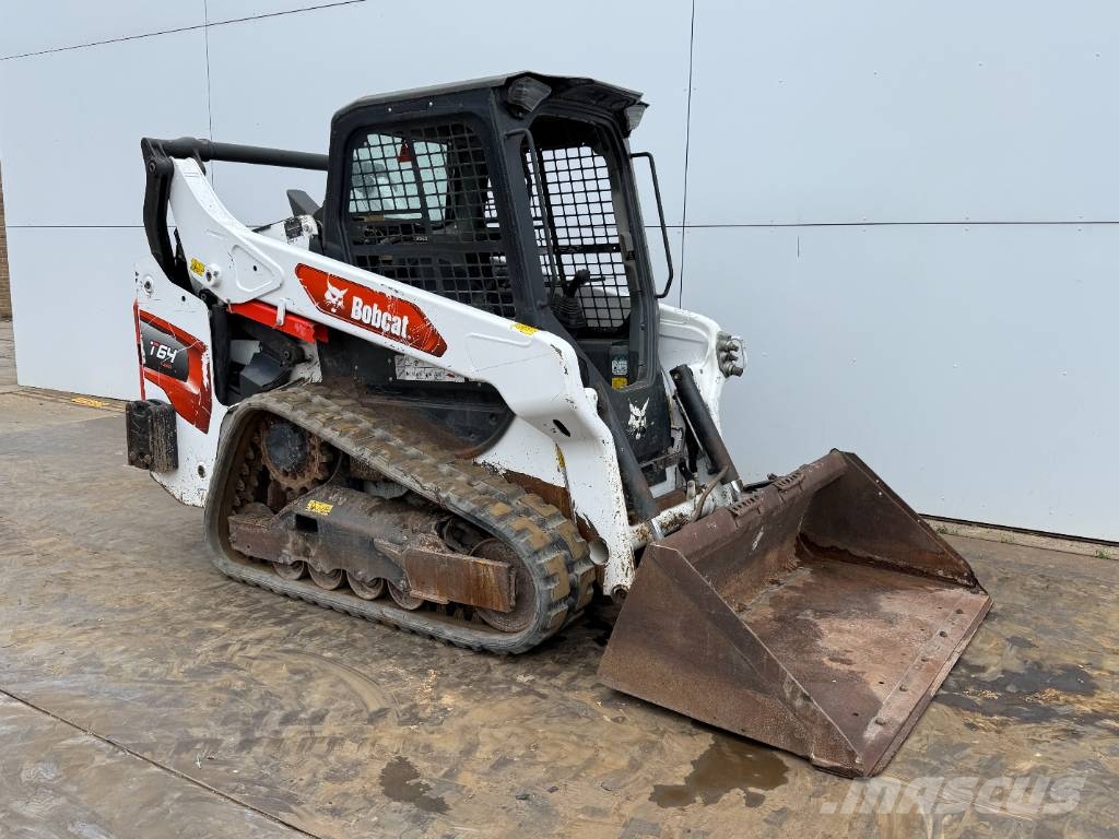 Bobcat T64 - Two-Speed Compact Track Loader Skid steer mini utovarivači