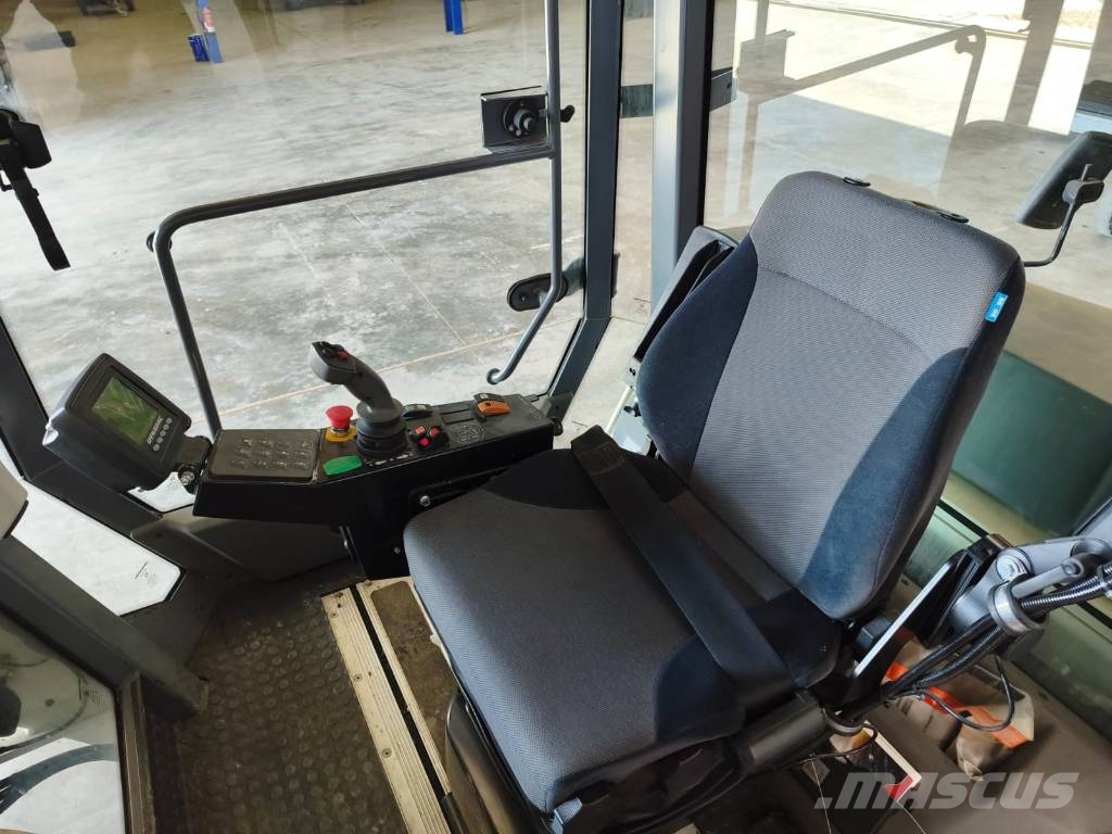 Dynapac CG 2300 ضاغطات التربة