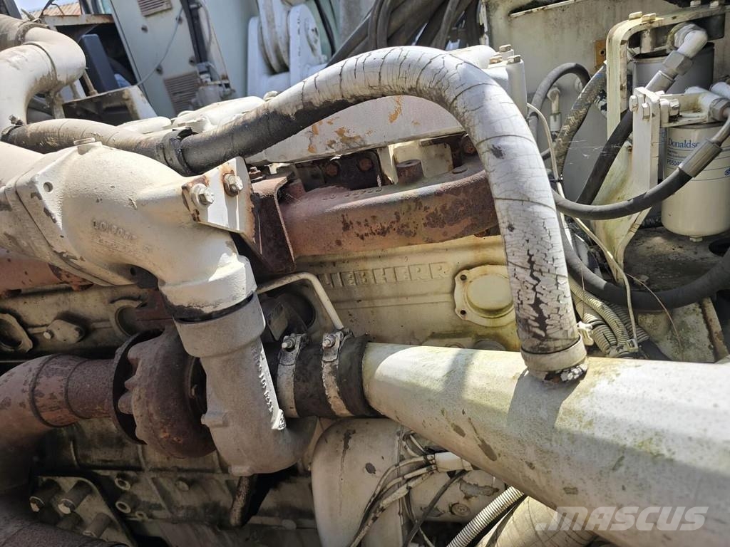 Bauer BG 22 Гусеничные буровые установки