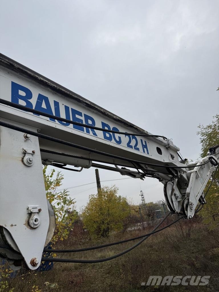 Bauer BG 22 H Βαριά τρυπάνια