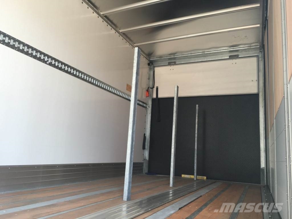 Fruehauf Citytrailer öppningsbar sida. Citytrailers