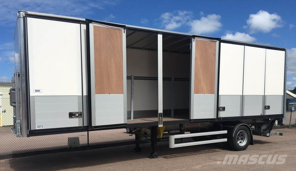 Fruehauf Citytrailer öppningsbar sida. Citytrailers