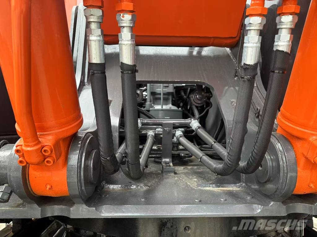 Hitachi ZX 210 Koparki gąsienicowe