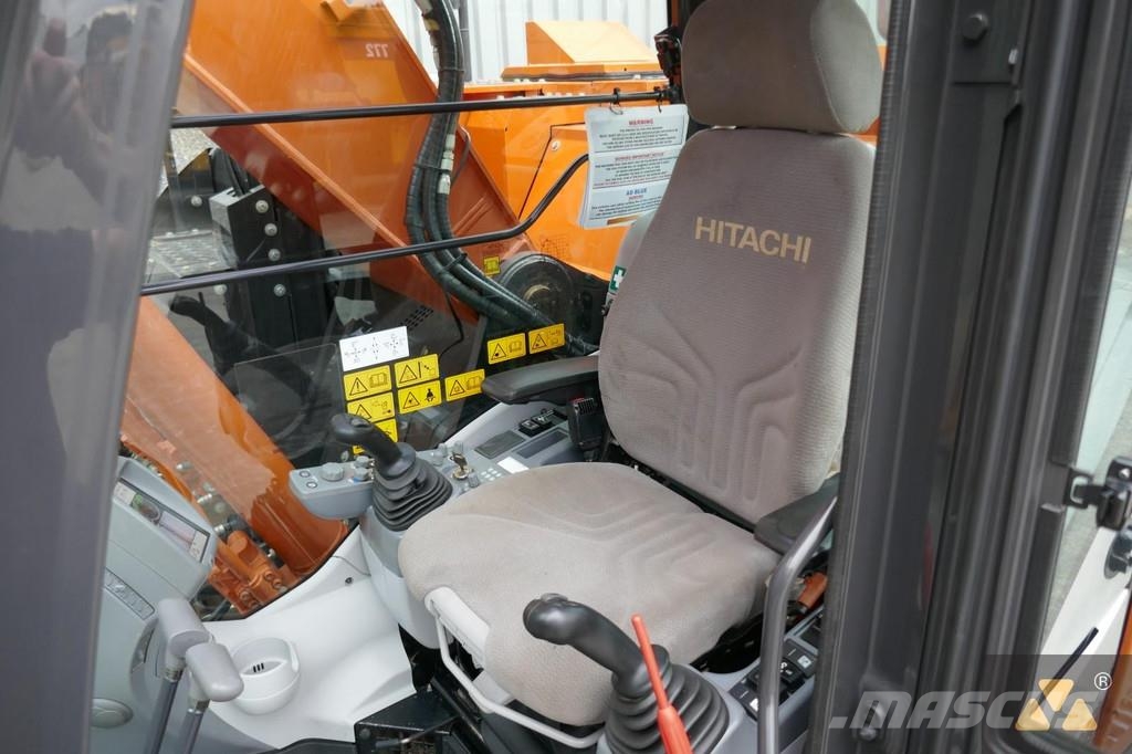 Hitachi ZX225USLC-6 Kāpurķēžu ekskavatori