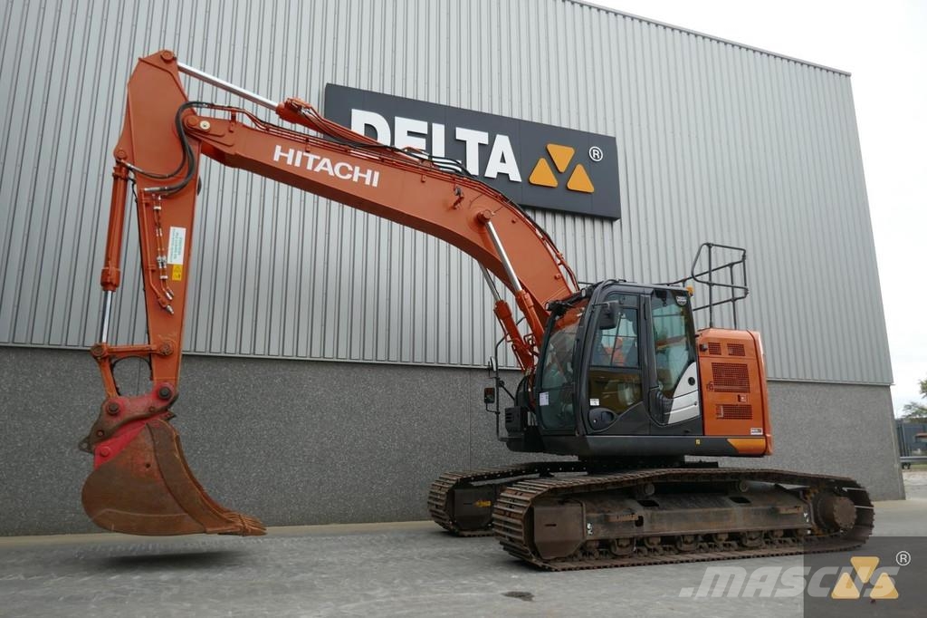 Hitachi ZX225USLC-6 Kāpurķēžu ekskavatori