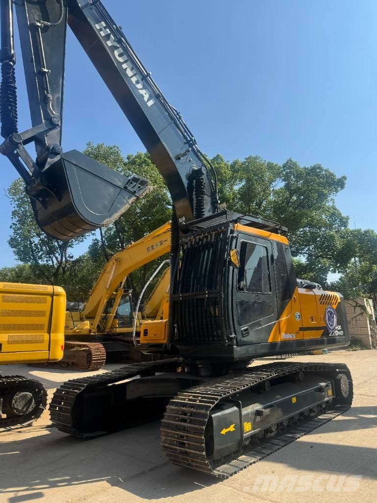 Hyundai 220 HD Lánctalpas kotrók