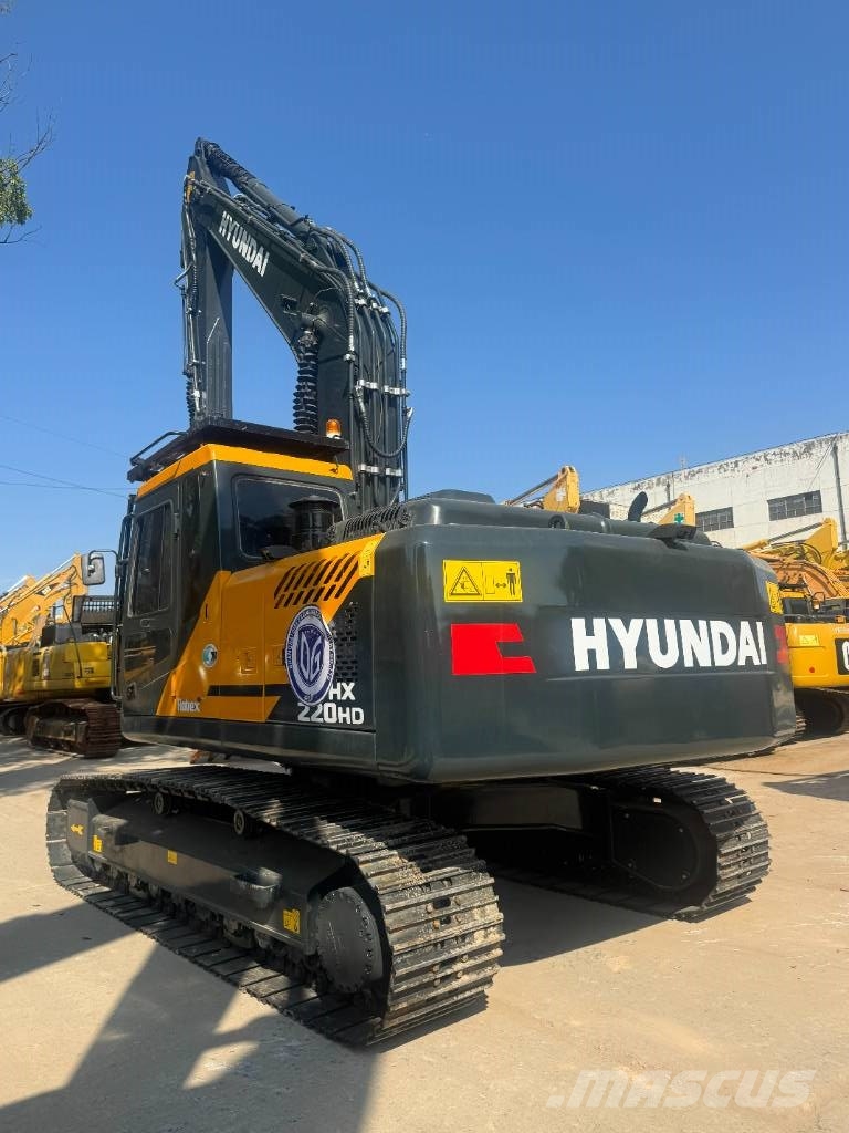 Hyundai 220 HD Lánctalpas kotrók
